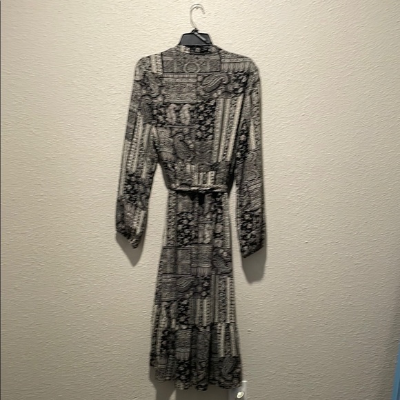 Emma & Michele Black Maxi Dress with Bishop Sleeves - Picture 5 of 9